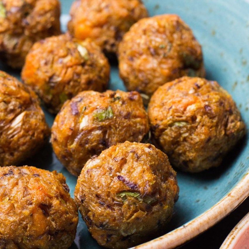 The People Tree brings a taste of contemporary India with delicious dal and street food bites <a href="/FLEatmarket/">FLEat</a> 29 Oct smallworld.org.uk/event/fleat/