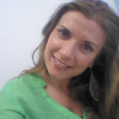 Uníos a nosotros en la oración por ellos, para que Dios bendiga su matrimonio y a toda la <a href="/diocesiszamora/">Diócesis de Zamora (SP)</a> con él. 2/2 <a href="/Vikyep/">Victoria Esteban</a>