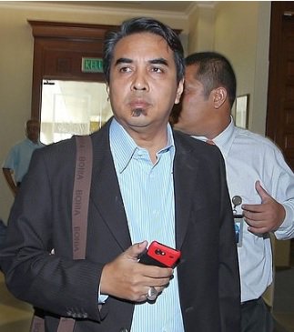 thetruenet's tweet photo. Ustaz is Fifth Suspect Nabbed in Boy Iman’s Property Scam
https://t.co/fdktCxc4GG
#thetruenet #news #ZubirYahya #BoyIman #scam #million https://t.co/YDa7tTJUNv