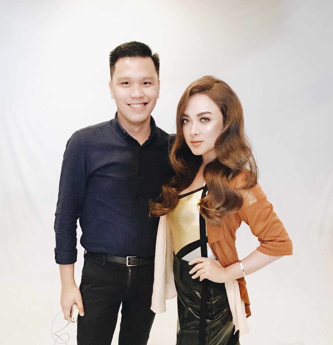 mj__deleon's tweet photo. Get ready to support #TeamAction as #BloggersStyleCamp returns with #HeartOverHate! #BSC2017 #MegImperial. Voting starts on Monday! https://t.co/fLgzww9ANw