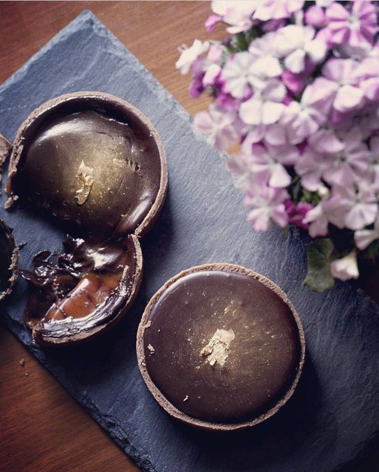 Hello weekend! Time to indulge 😍❤️🌸 #Lucie #Caramel #Dessert #Cafe