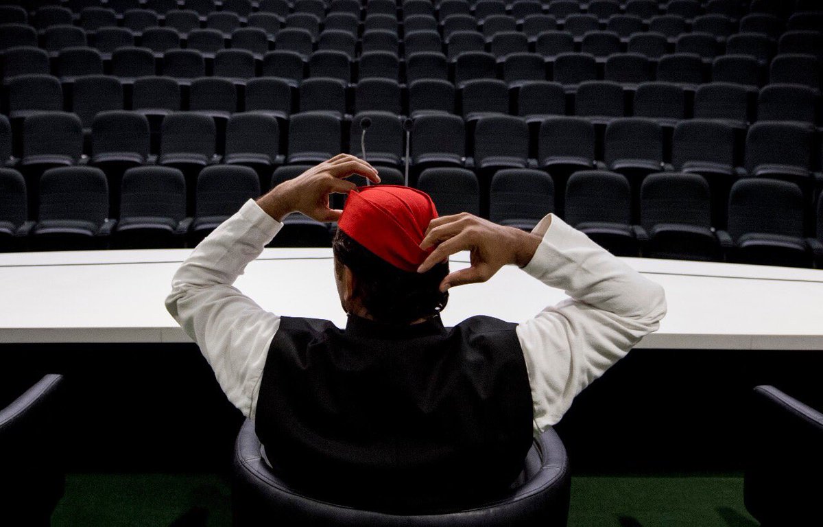 yadavakhilesh's tweet photo. I would like to thank the photographer for such a wonderful picture...who comes even before me. https://t.co/yCjvmgUBRc