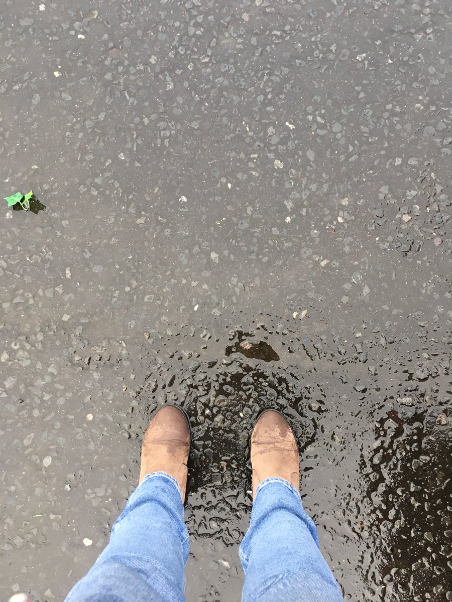 WasteNotWeirdos's tweet photo. Turned out a horrible day car boot saleing to get ideas and bits and bobs for #crafting https://t.co/3gVMMJIGoM