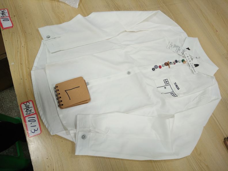 제품 실사확인 사진들 입니다./ 통관 후 국내에 들어온 제품은 당일 택배로 픽업될 예정이며, 운송장 번호로 확인하실 수 있습니다~!