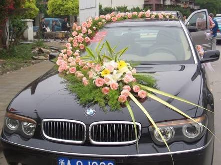 Uzair_Here's tweet photo. Work hard until your Baraat will go in your own BMW, not in Rent ki Corolla. 😉 https://t.co/qs4jz6EaU9