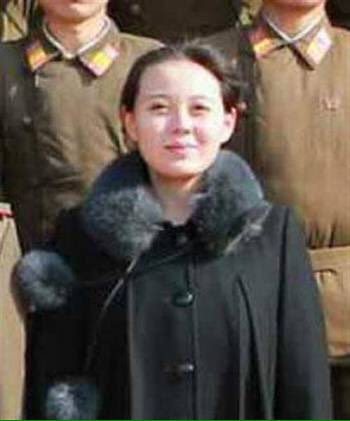 ケンさまヾ W ノシ 金正恩の妹である金与正氏 30 政治局員候補となっている V V なんか少し 可愛い感じの人だ か なり頭のいい 明るい女性だそうで 二人の父親の金正日氏は どちらかを後継者に と言っていたらしいww ケンさまヾ W ノシ 金正恩の妹である金与正氏 30 政治局員候補となっている V V なんか少し 可愛い感じの人だ か なり頭のいい 明るい女性だそうで 二人の父親の金正日氏は どちらかを後継者に と言っていたらしいww