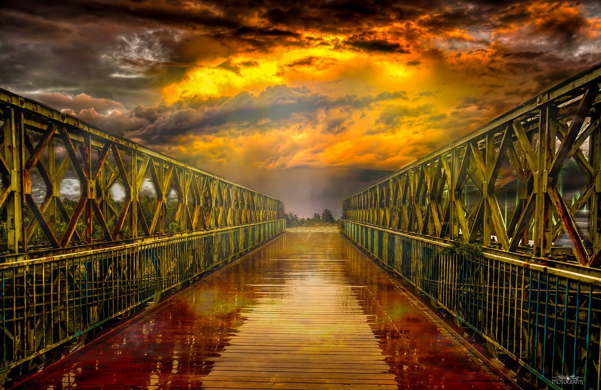 MicheleHeger's tweet photo. I actually have this fantasy of finding a way to walk in a world of #peace and #nodisasters
#landscape #PhotographyIsArt #MicheleHeger https://t.co/Lg1LoC1SkZ