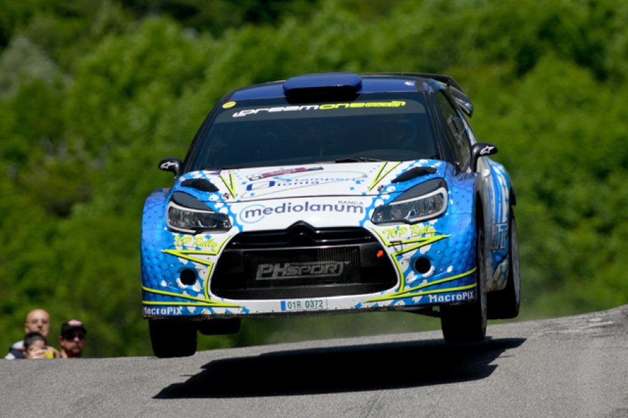 mattiperlecors1's tweet photo. IL RALLY DEL RUBINETTO NE FA 118!
#rallyrubinetto #rally #mattiperlecorse #motori #race #gare #automobilismo #cars
https://t.co/ZnHEbztBRd https://t.co/ypgXF2sfAi