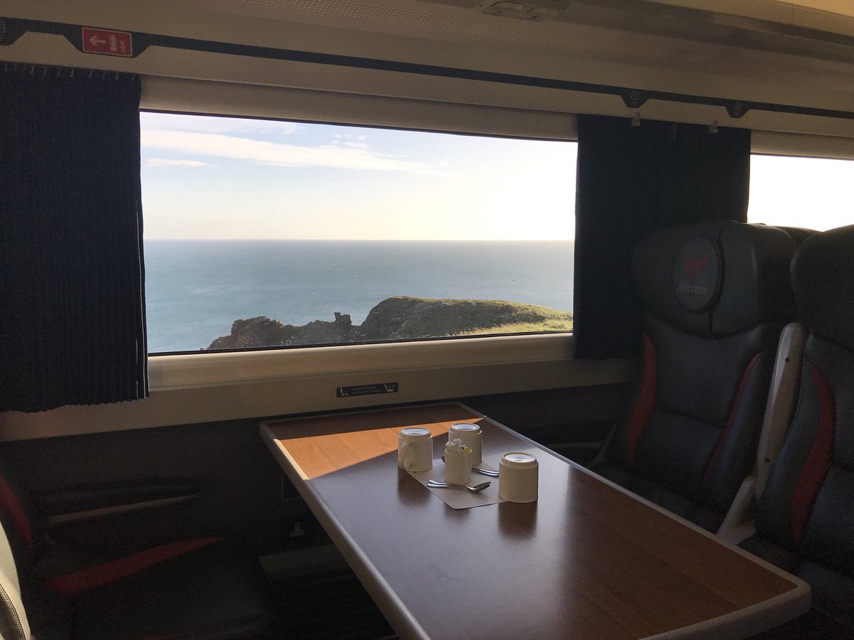 LNER's tweet image. Make the most of stunning views like this one from @Douggie_Ward while you can! Not long till the darker mornings creep in…