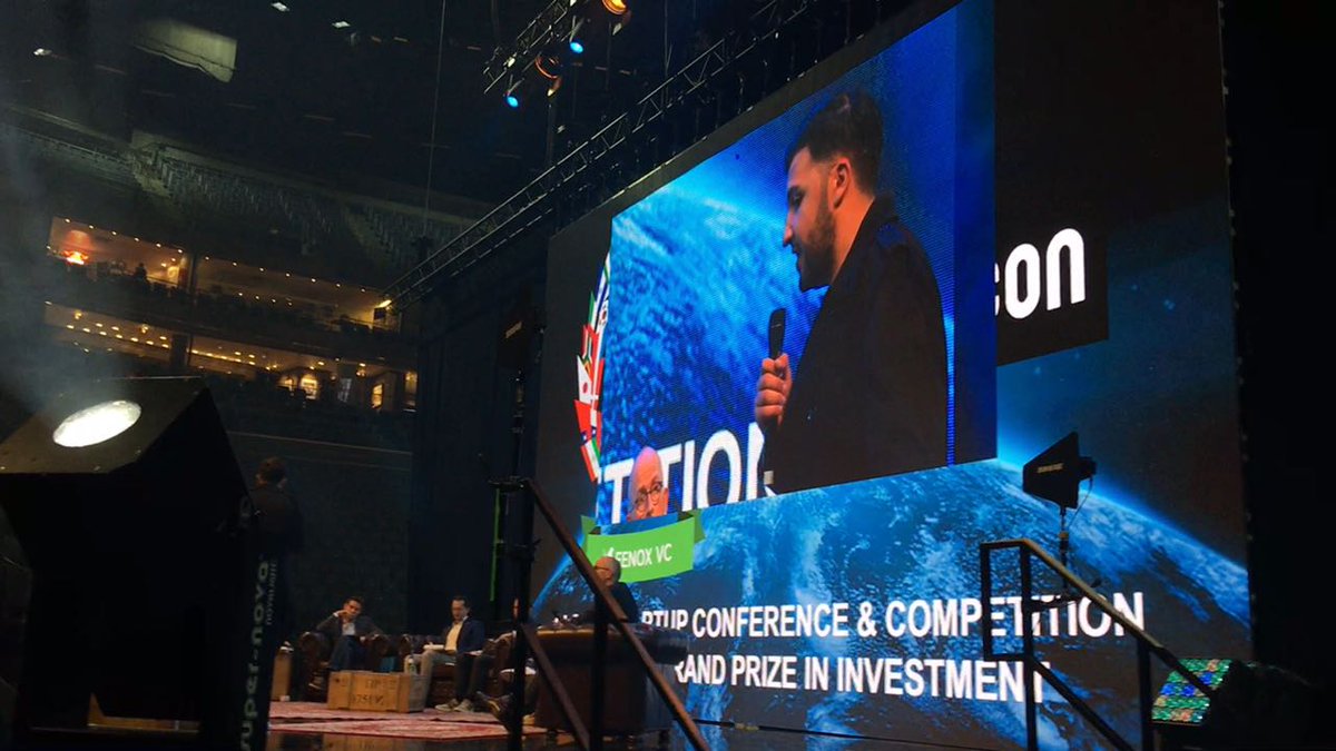 envuco's tweet photo. #SartUpSaturdayenvuco Mitarbeiter Ali Mogadam auf der #StartupCon in der #LANXESS arena in #Köln#envuco #startupcon #pitch #cologne https://t.co/PasSEMRyZh