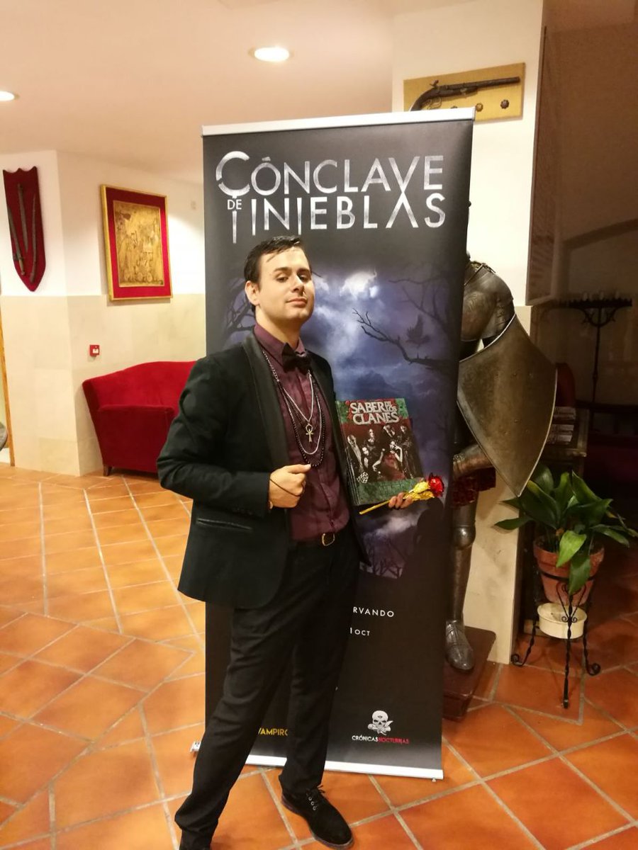 ConclaveDe's tweet photo. ¡Aquí los ganadores de los manuales cedidos por @Nosolorol ! Muchas gracias :) https://t.co/h9WmntpYQb