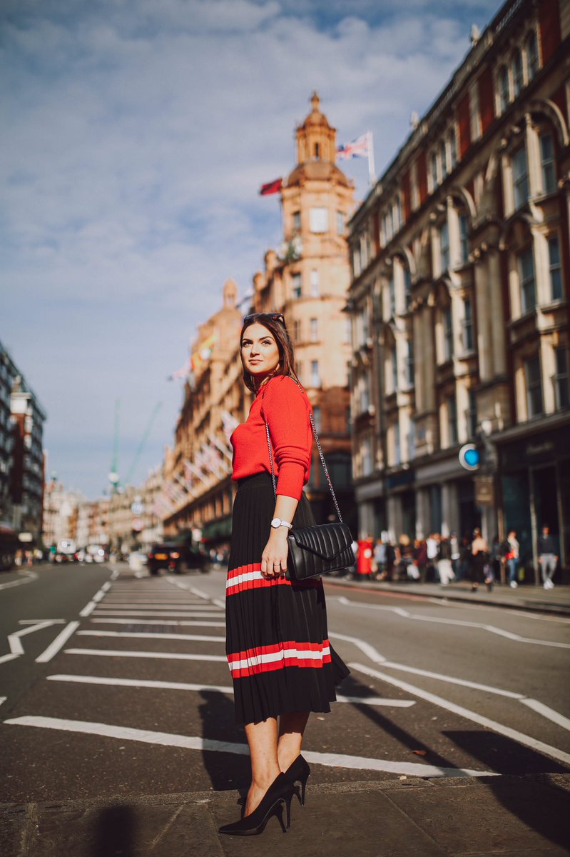 MihaelaNedeva's tweet photo. All about this @Mango look ♥️ https://t.co/CLvBqQ0EGS