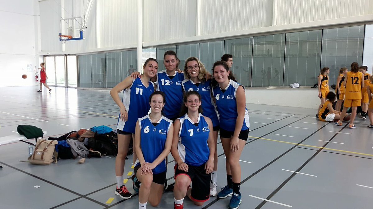 bdsecm's tweet photo. Vous pouvez être fières de vos boobies, la légende est de retour ! Victoire 26-4 contre Paris 🏀💪🔥#Intercentrales https://t.co/HjTjaZmQTd