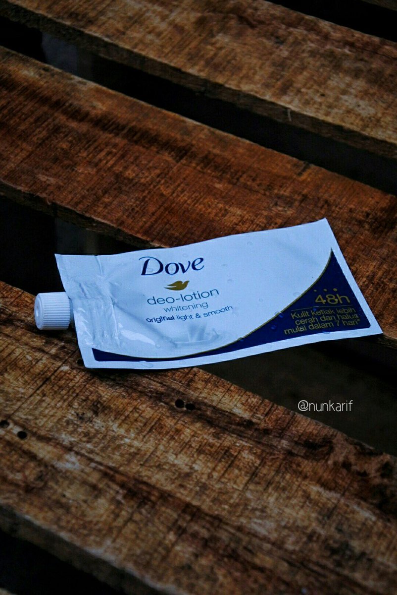 NunkArif's tweet photo. Saya dan Deodorant https://t.co/uGMpaQw0eL https://t.co/Ji54e8Ynyx