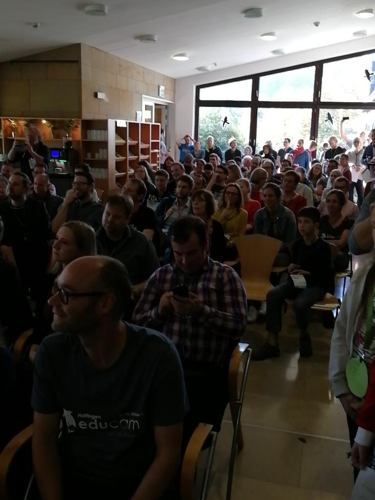 bildungsWert's tweet image. So sieht die #echat17 Crowd aus