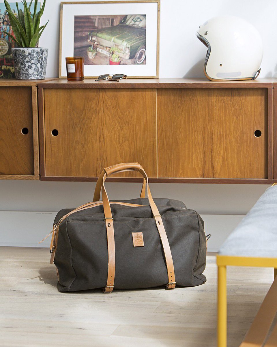 KANNDESIGN's tweet photo. collaboration Kann x Bleu de Chauffe
Retrouvez le sac de croisière Kann conçu et fabriqué par nos amis de @BleudeChauffeKR sur notre eshop https://t.co/XUjJPEvDNA