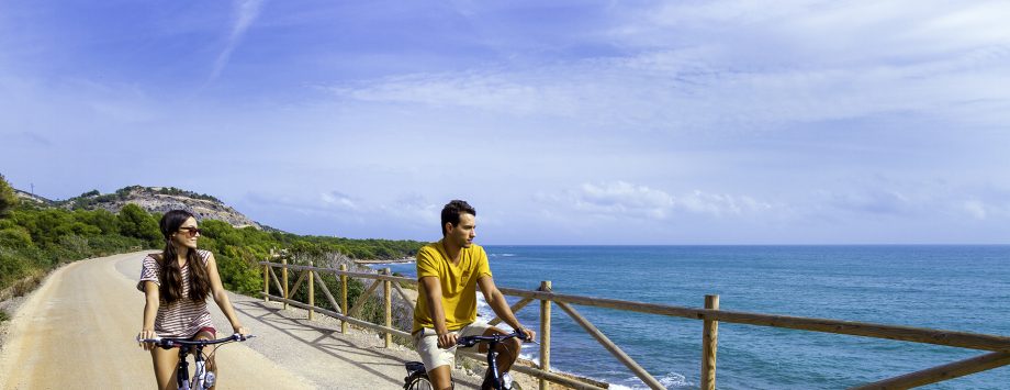 #Cycling 🚵‍♀️ is one of the most “slow” experience that one can practise.It is  #healthy &amp; #ecological! #slowliving
bit.ly/2srmZb4