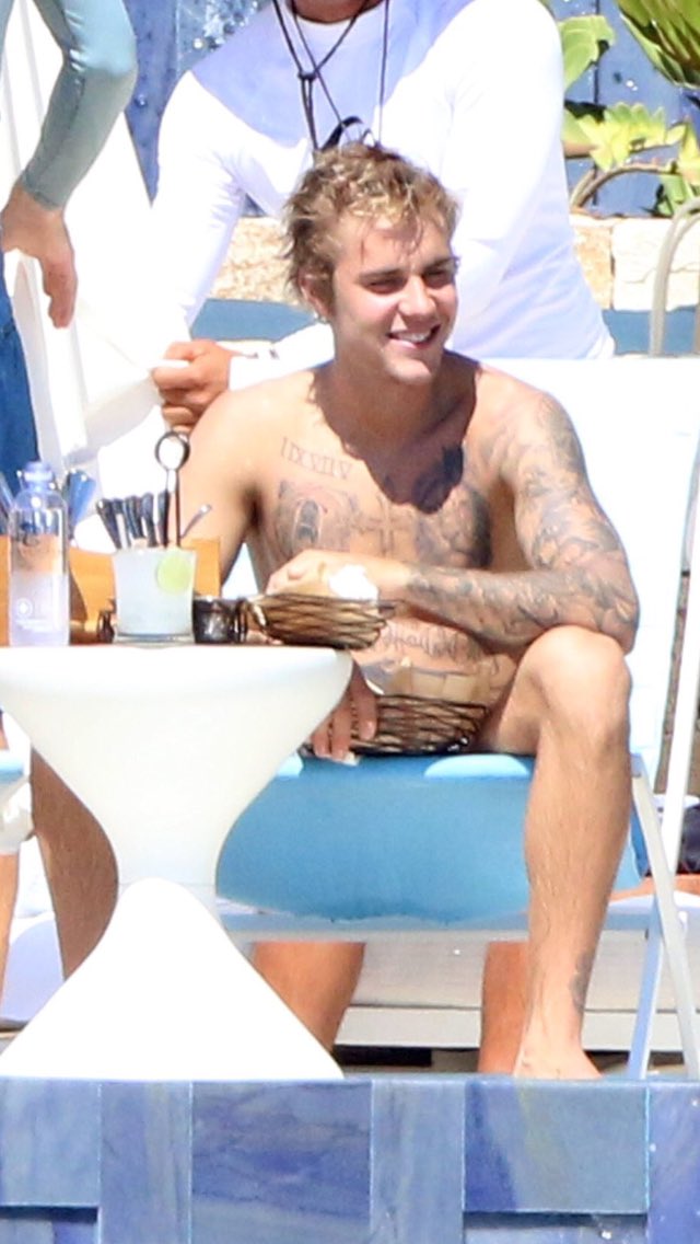 jdbiebertg's tweet photo. His smile means the world to me. https://t.co/E0IMZSVK2y