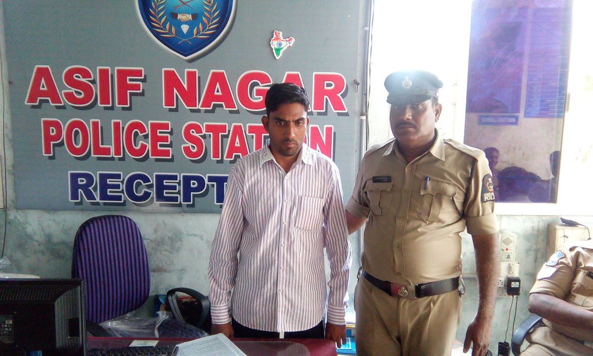 shoasifnagar's tweet photo. Asifnagar Police arrested Accused Syed Akoth Ghori@Syed Mudassir held Press Note, who taken Rs70lakhs on curing evil spirit. In Cr.No.229/17 https://t.co/5Og0pFNiqc