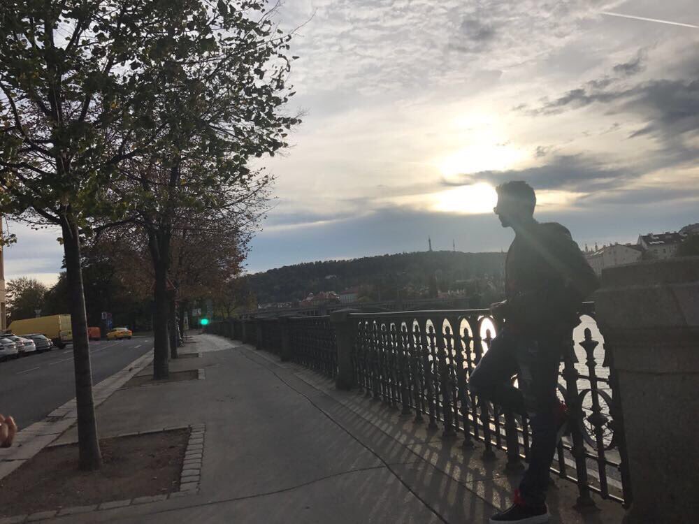 SidMalhotra's tweet photo. Until next time #Prague! https://t.co/fmzby2b9cW