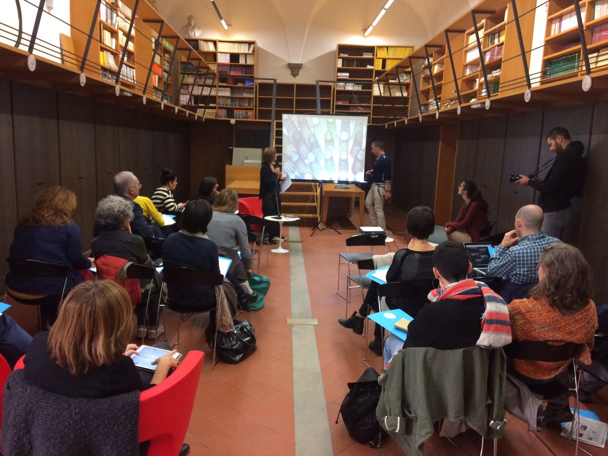 cultimpfest's tweet photo. Eloisa Di Rocco presenta @REMIDA_ , piattaforma di riciclo creativo 
#cultimpfest17 #infanzia #cultura
@federcultura @indugiare https://t.co/jjlqleB9hq