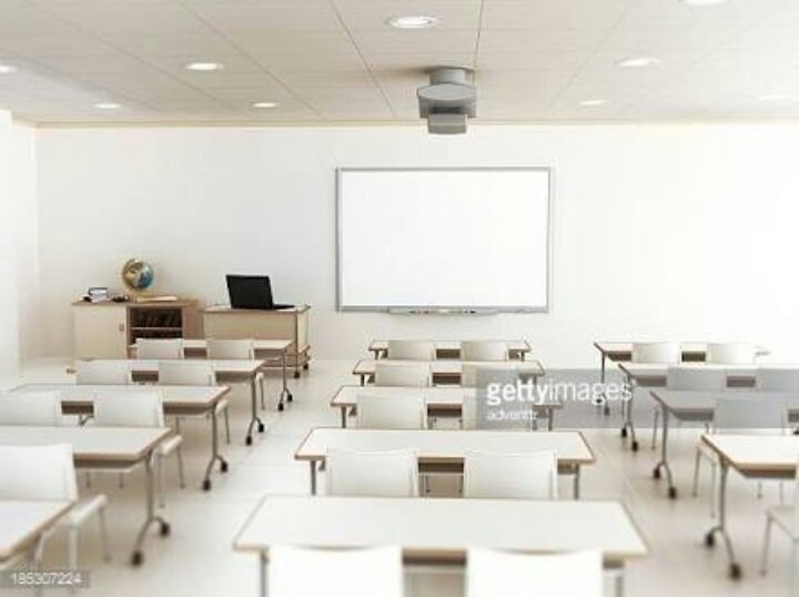 VYAneans's tweet photo. 📎 CLASSROOM FOR FRESHMEN ✨ https://t.co/AzdWOgSBEl