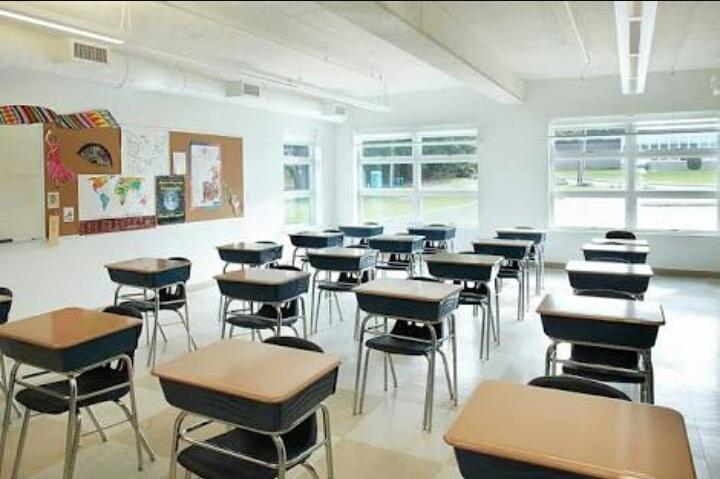 VYAneans's tweet photo. 📎 CLASSROOM FOR SOPHOMORES ✨ https://t.co/E37iYbu2MM