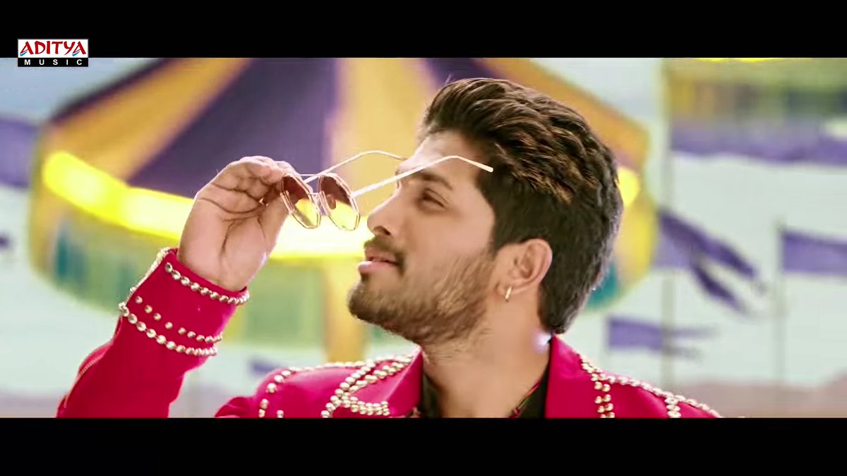 HemanthAllufan's tweet photo. @alluarjun @harish2you @hegdepooja @ThisIsDSP #BlockBusterDJ
#RDoct15Etv2pm https://t.co/9zczPosuvT