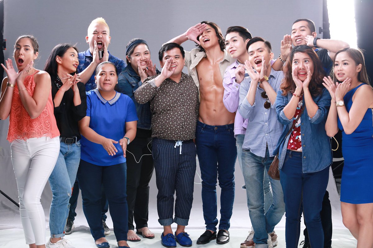 RandomRepublika's tweet photo. Our team with #SuperMaam’s #MatthiasRhoads. VOTING for #BloggersStyleCamp2017 begins on MONDAY. #TeamRainbow needs YOUR help. ❤️💛💚💙💜 https://t.co/RArbZoTApT