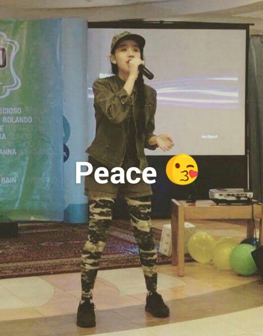 PrincessHanan's tweet photo. @Rayyhanan  hahaha I just want to annoy you 👏👏 nice one ✌ https://t.co/eSCwgyNLgL