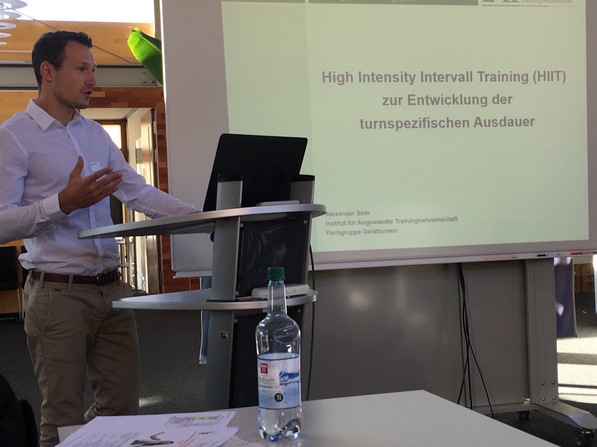 falknaundorf's tweet photo. My collegue Alexander Sinn presents about #HIIT in gymnastics @FreiburgerGTT #IAT #fgtt2017 #IATLeipzig https://t.co/7NuBv58bdB