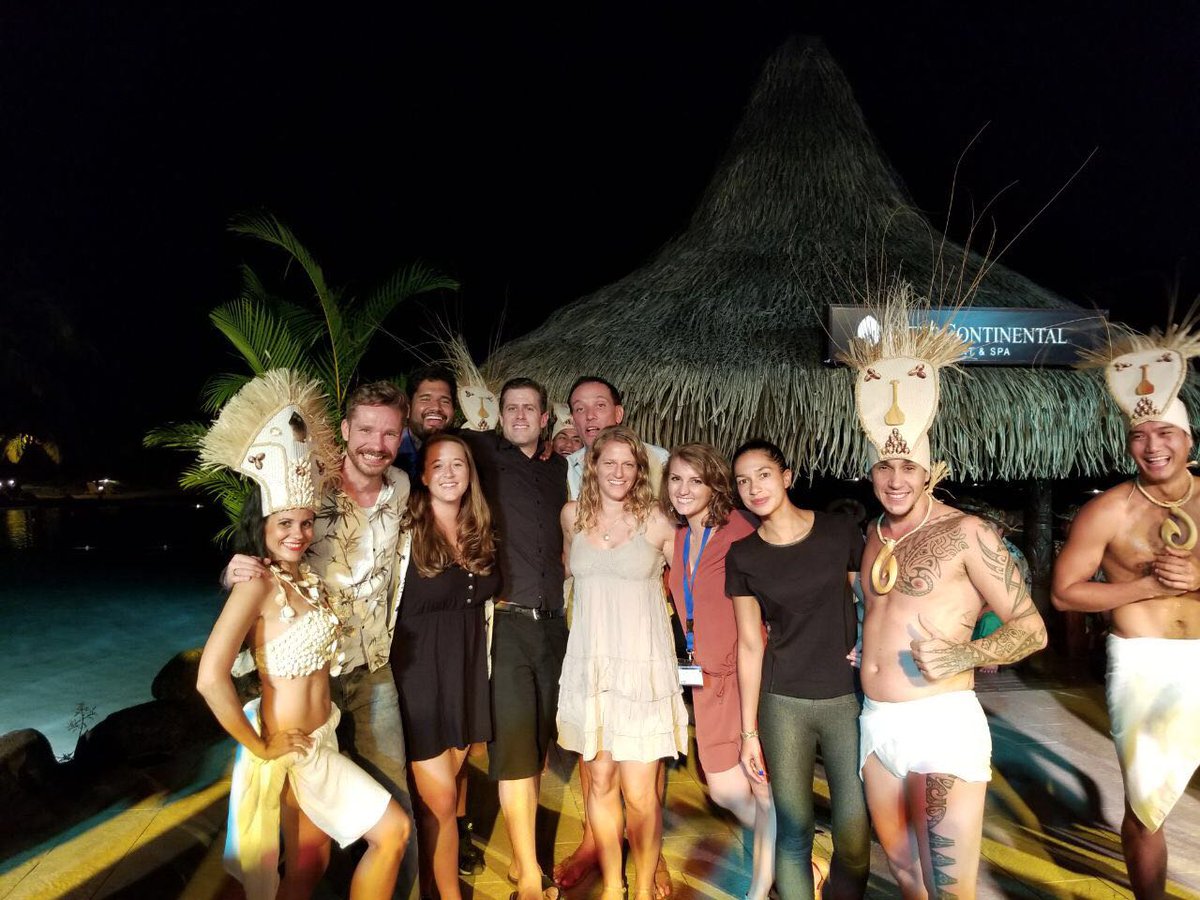 ravasi_lab's tweet photo. Ravasi lab during the #ipfc2017 gala dinner. Perfect end for a very productive conference! https://t.co/xewwUhFCqH
