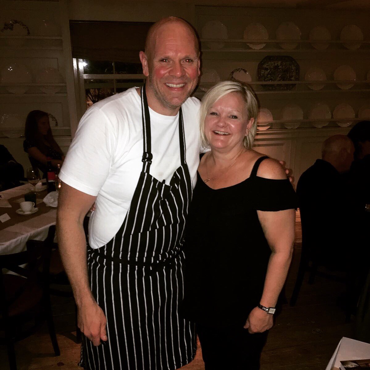 ASmallpiece's tweet photo. Amazing evening meeting two great chefs! @ChefTomKerridge &amp; @AngelaHartnett such warm people! #greatfood @HampshireFare https://t.co/3z5HM3OhGP