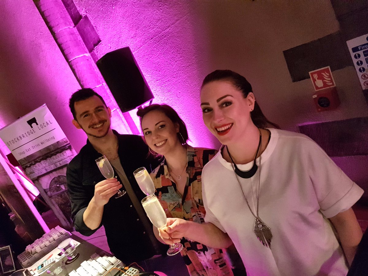 Molvino Fine Wine an tweet media