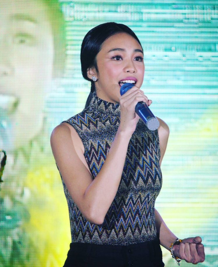 itizdahlia's tweet photo. [moedmachow ig] - Maymay performed At @marlo_mortel  Benefit Show - Songs for Mama  

-

#BKatEKwithMAYWARD https://t.co/a3e78CyVXd