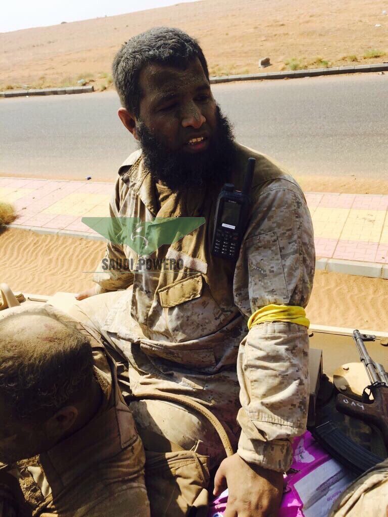 الأبطال صالح الزهراني وسعيد الغامدي بعد خروجهم من معركة حاسمة دامت
٨ ساعات متواصلة في الحد الجنوبي ..

هؤلاء من تركوا الترف
لأجل الشرف 🇸🇦

وعقود اللاعبين بالملايين واستقبال بالمطارات ووو الخ 

من يستحق ؟؟؟

 #تصدق_انك