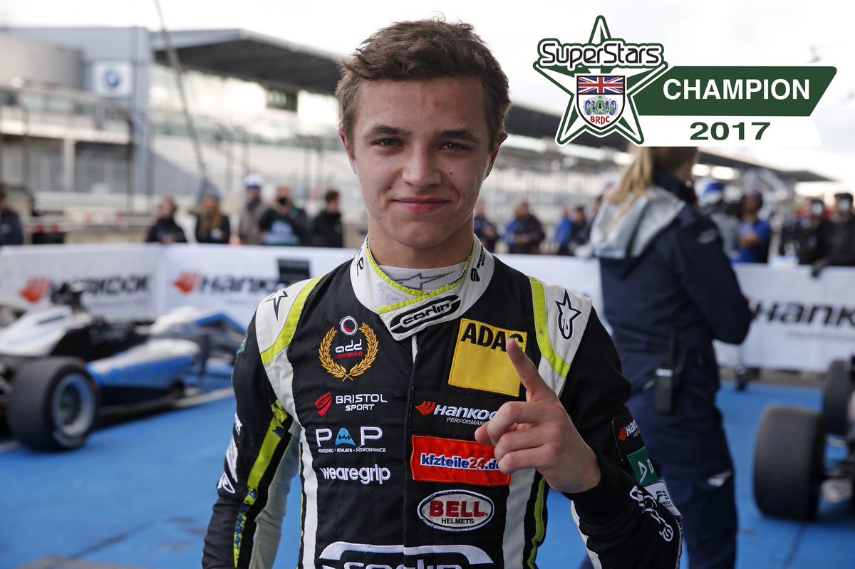 Congratulations to our fourth champion in four weeks. Well done <a href="/LandoNorris/">Lando Norris</a> 👍🏆🇬🇧🍾🥇