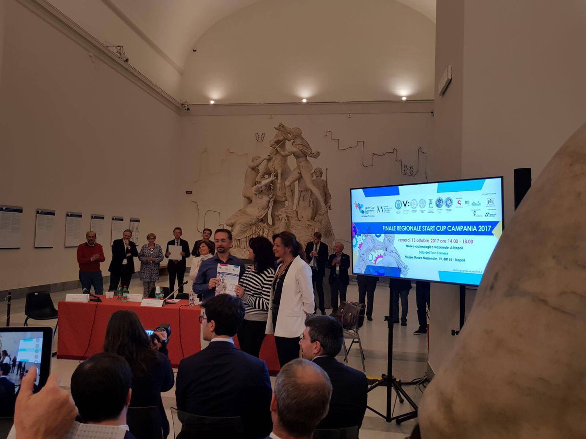 SeedUp2015's tweet photo. Alberto Celentano nella giuria nell'edizione 2017 di #StartCupCampania
Noi di #SeedUp ci complimentiamo con #RFactory, primi classificati. https://t.co/Nn1mOMHabF