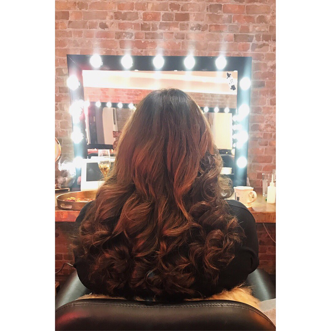 How amazing is this before and after on our fabulous client! She had a full head of 16 inch European hair to add volume to her locks!! 😍