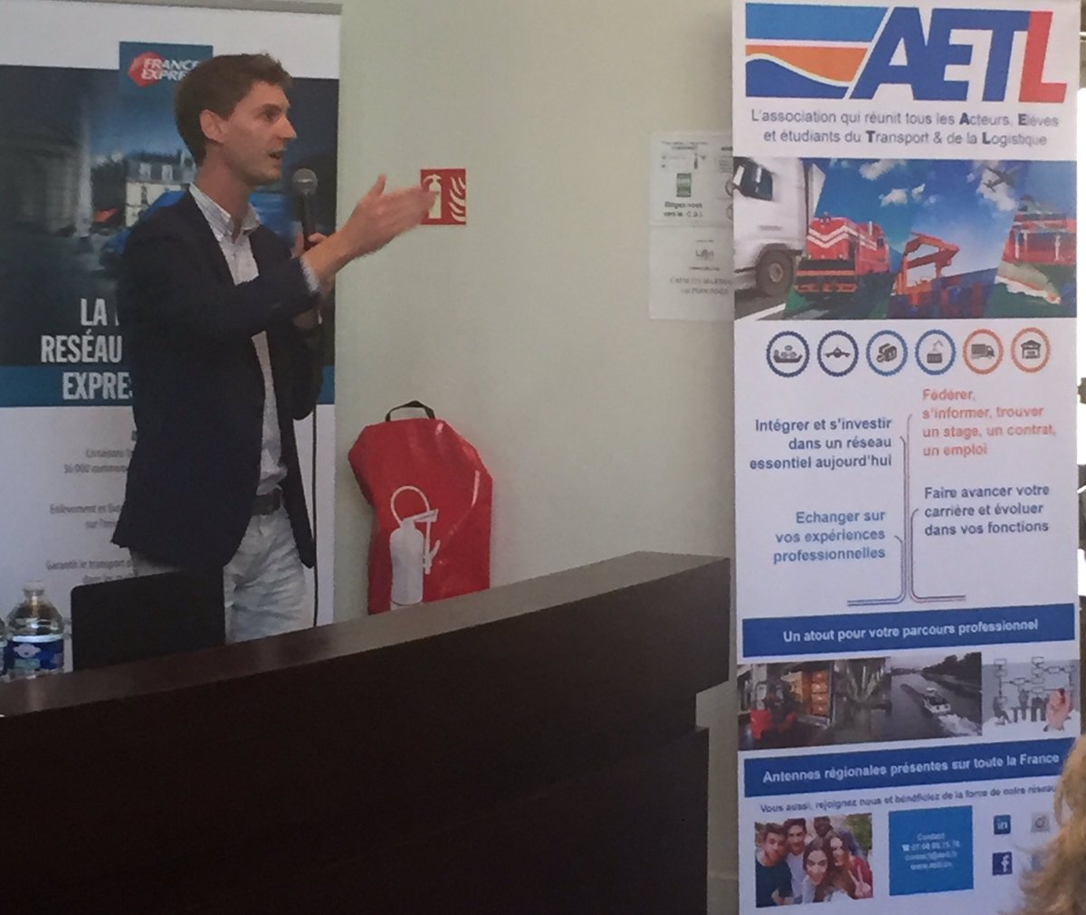 OlivierWeitig's tweet photo. Intervention Dashdoc sur la thématique de la E-CMR au 54ème Congrès de #AETL https://t.co/63UQ1wVr5j