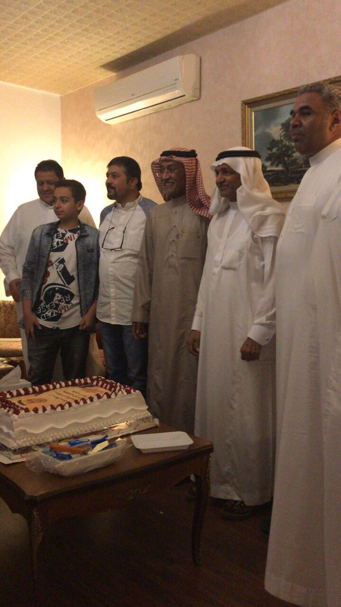 SouthAsiaEst's tweet photo. لقطات لمجموعة من الأوفياء في ربوع الهدا مع الاستاذ والمربي الفاضل أ. عدنان كاتب، يجددون العيش والملح والحب والوفاء وذكريات جميلة. https://t.co/wUYd3sRPAC