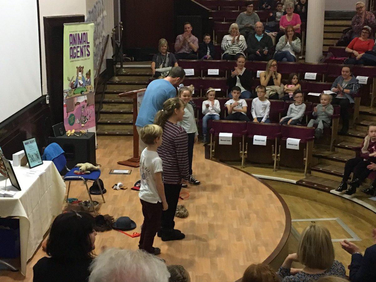 BoltonLMS's tweet photo. John is recruiting volunteers to tell an amazing #AnimalAgent story to our audience today! #SummerReadingChallenge https://t.co/AcpIoVrPKm