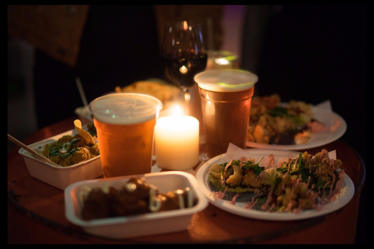 StreetFeastLDN's tweet photo. Curl up for a candlelit dinner at #HawkerHouse. Tonight from 5pm. https://t.co/BeVnWCzDGA