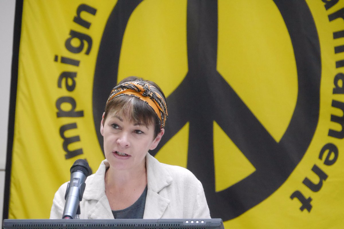 "Thanks to CND for being an organisation highlighting the link between nuclear weapons &amp; nuclear power" <a href="/CarolineLucas/">Caroline Lucas</a> #NoNuclearWar