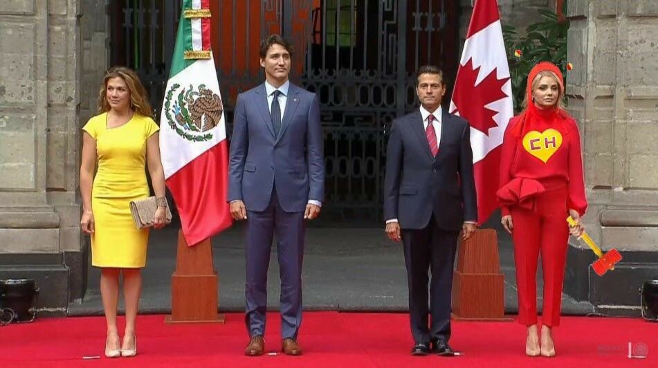 korno's tweet photo. Eres lo mejor que me ha pasado, Internet!!! 🤣😂🤣😂🤣 https://t.co/mO735FiwDG