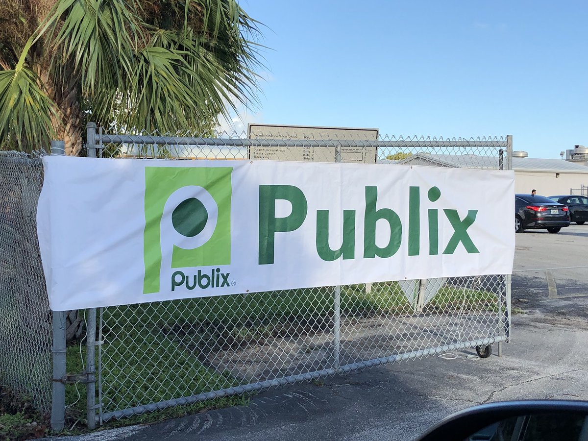 OVESPrincipal's tweet photo. Thank you Publix for the school supplies and Title 1 Dept for always supporting our schools! CSES is so thankful! ❤️🐬@Instr_sup @southPbcsd https://t.co/E453PzJF0s