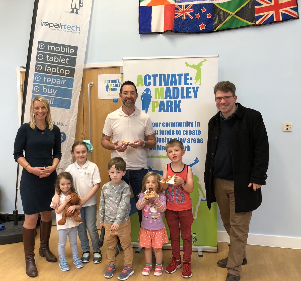 We raised £93.60 for the raffle. 
The Winners were;
James Larkin, B.Clay, Brita, David Bates, Kelly Briggs, Jane and Binley 
😊 👏🏻