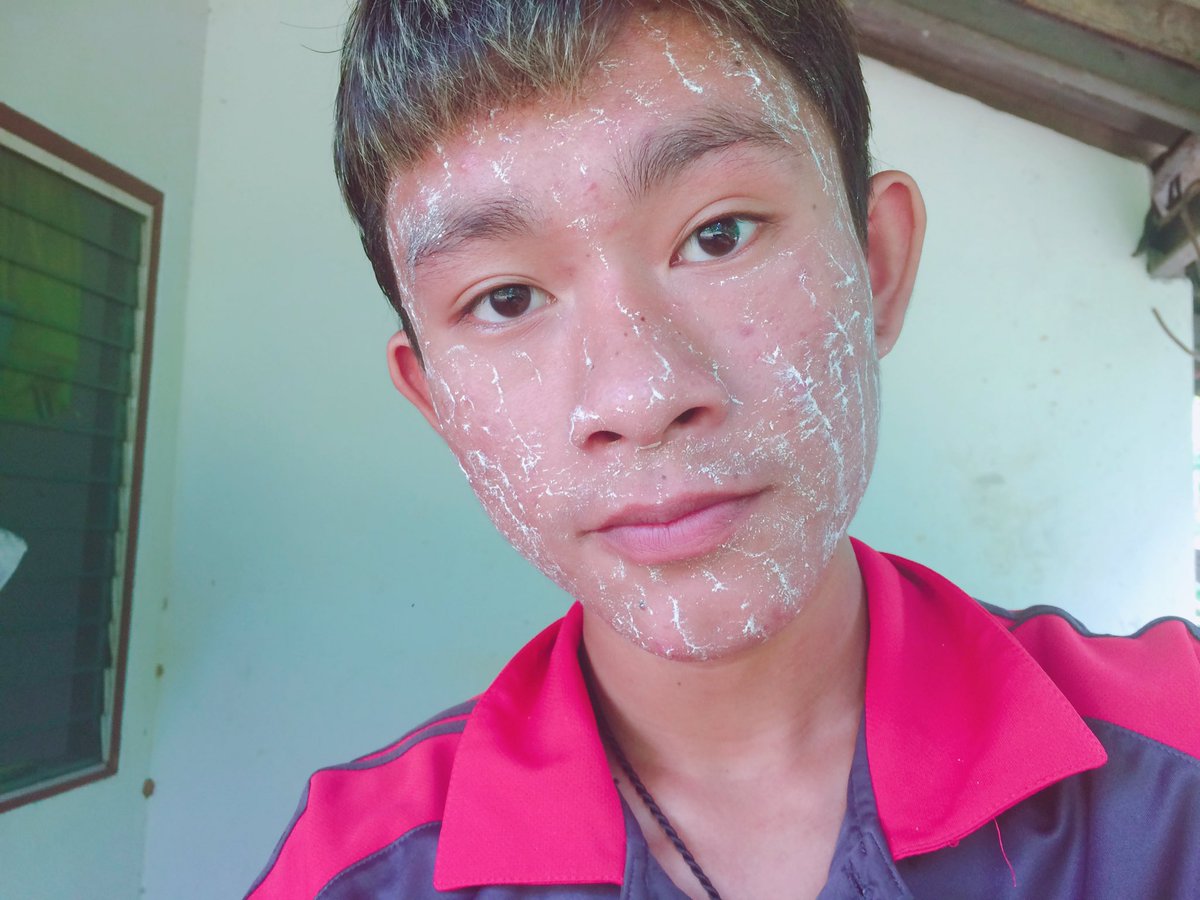 Popperfay's tweet photo. พม่าหน้าตาเงี่ย?! ใครจะเอา😂 https://t.co/TGyJ9RjIxW