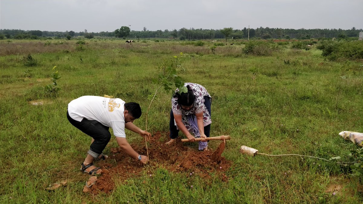 AnoopKumarPL's tweet photo. @wydecorp CSRInitiative #KumdavathiRiverRejuvenationProgram #treeplanting #Rejuvenate #River #LifeatWyde #Mphasiscsr17 @LifeatMphasis https://t.co/n1l2amKT1B