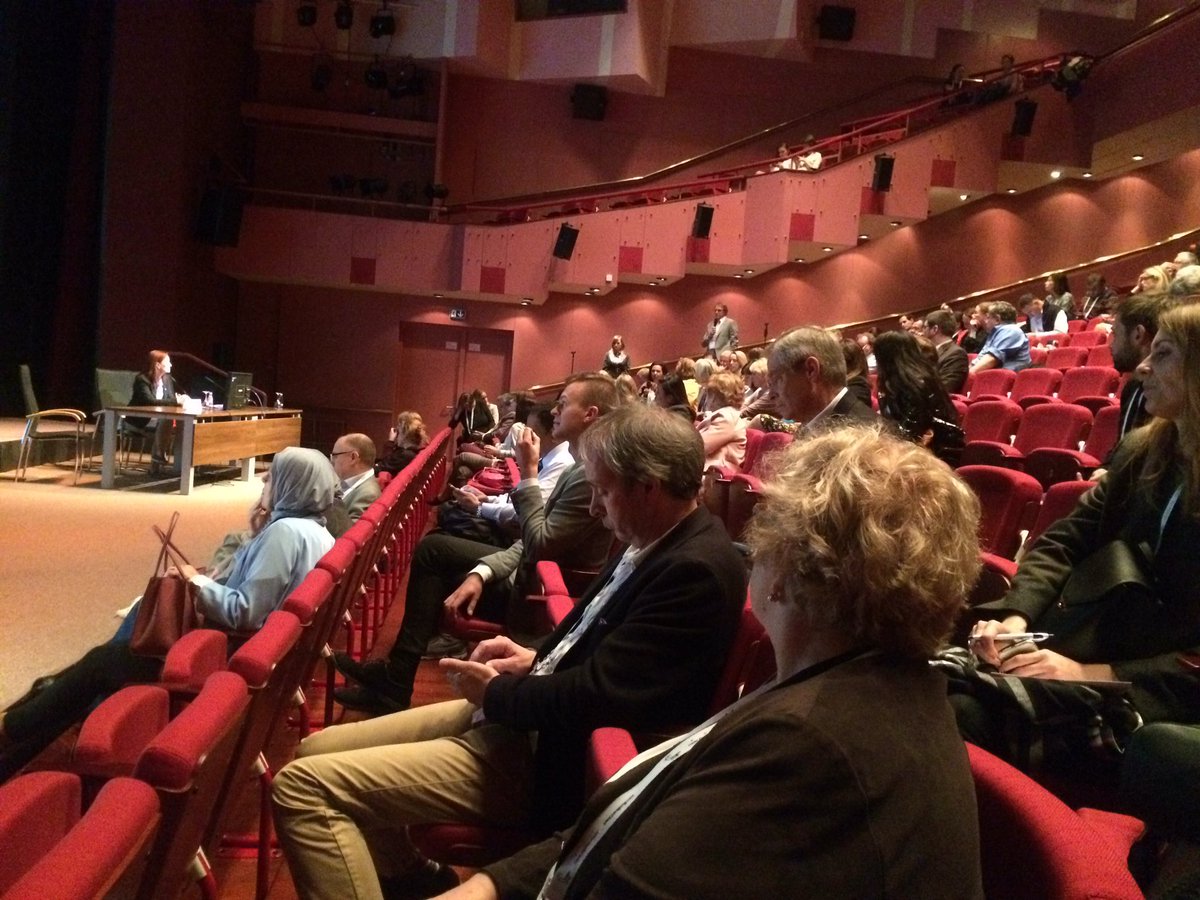 EAPaediatrics's tweet photo. Lively discussion about how paediatricians can improve vaccination uptake in Europe @ #eap2017 Congress @ECDC_EU @ESPID_Society https://t.co/GioLVJ26xx